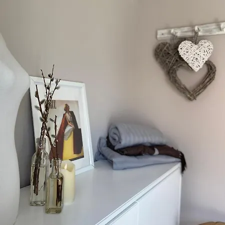 Het Atelier Nocleg ze śniadaniem *